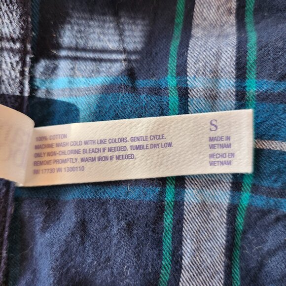 Stars Above Green Perfectly Cozy Flannel Shirt Size Small - Picture 8 of 9